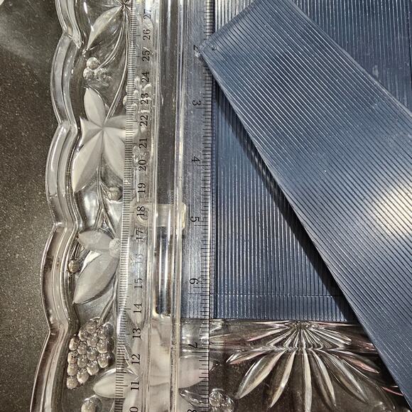 Picture frame Heavy Glass 10" x 8.5" Sketched Frosted Flowers - Picture 7 of 7